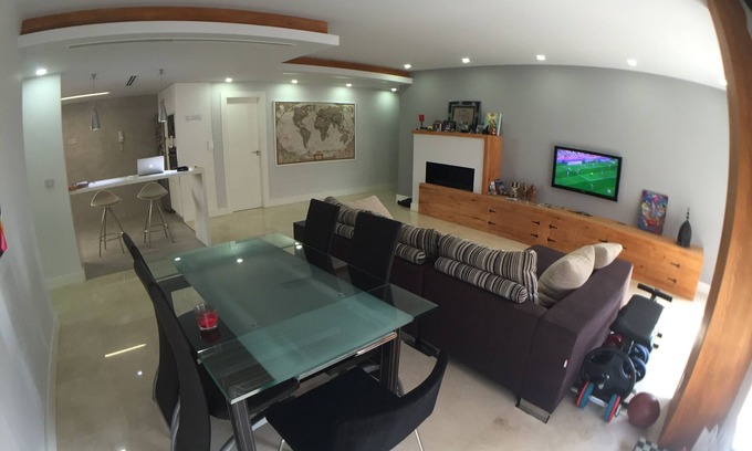 Elche Apartment | In the center/Air conditioning/WIFI/PARKING/FOOTBALL/NETFLIX/offer