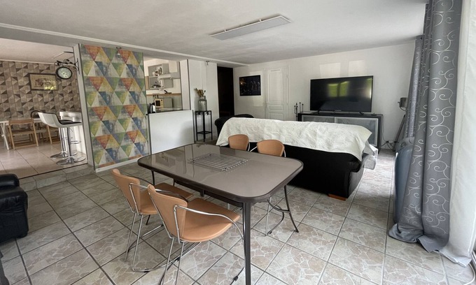 Contres House | In the heart of the Loire Valley between Castles and Zoo