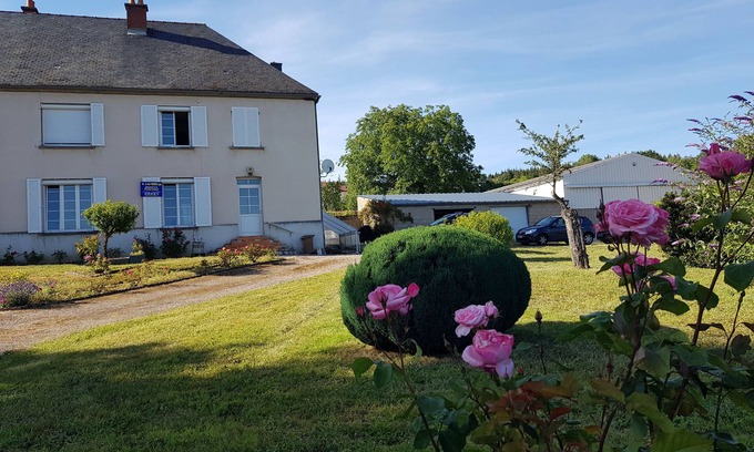 Montsauche-les-Settons House | In the heart of the Morvan Natural Park, manor house 5 minutes from Lac des Settons