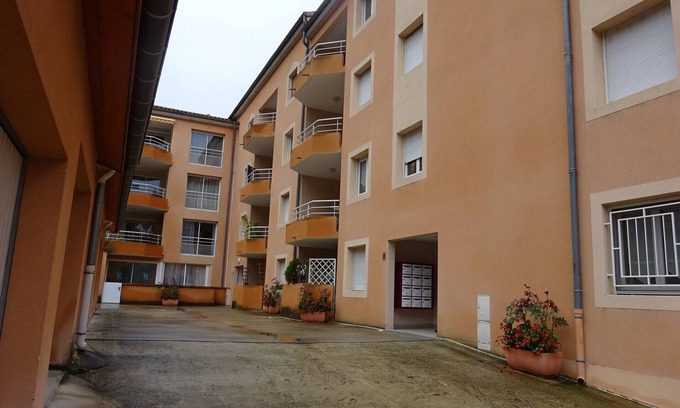 Vals-les-Bains Apartment | In the heart of vals T2 apartment in a recent and quiet residence.