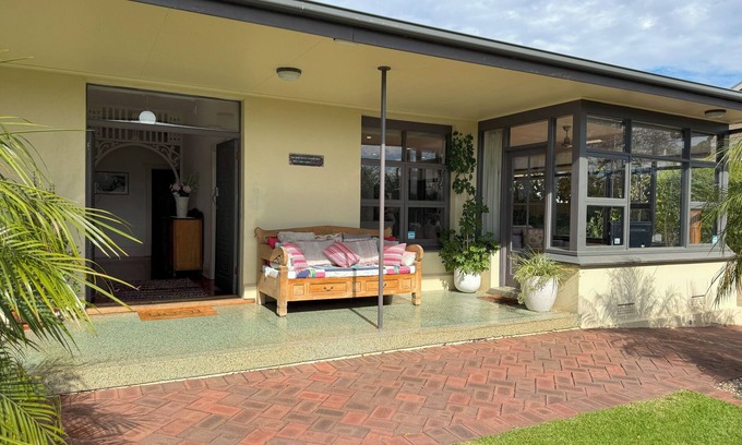 Port Lincoln House | In the heart of Port Lincoln