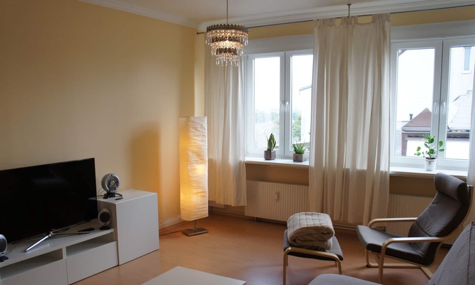 Hohenfelde Apartment | In the heart of the city - Spacious city apartment on the top floor
