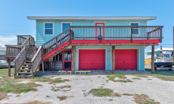 Shibui Sands House | In-town beach home with a short drive to the beach