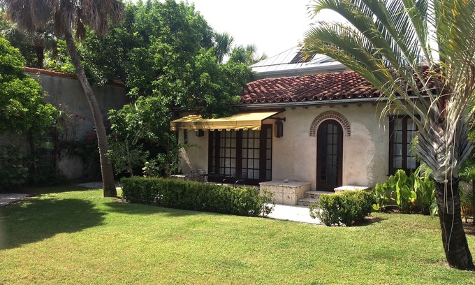 Downtown Boca Grande Historic District Cottage | In town Spanish Style Guest House 100 Yards From The Beach