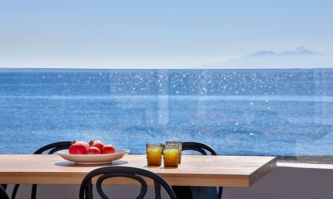 Agia Paraskevi House | Incognito Villa