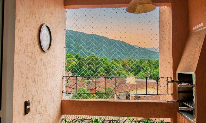 Centro Apartment | Incrível Apto com piscina e churrasq em Ubatuba/SP