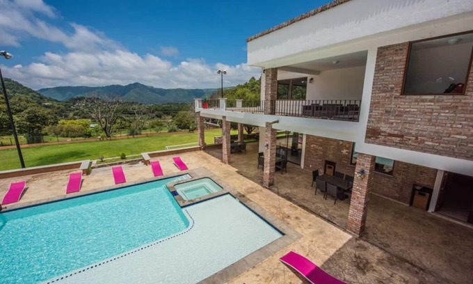 Ocuilan Villa | Increíble Hacienda de Lujo
