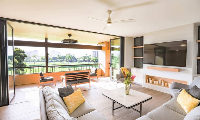 Kaanapali Condo | Incredible Fully Renovated -Top Floor Villa - D303