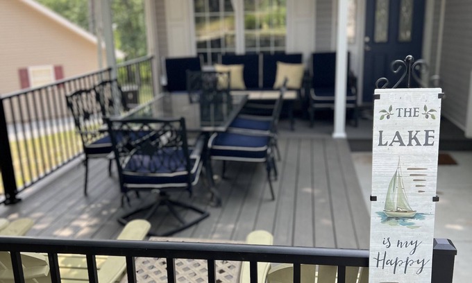 Gilbertsville House | Incredible KY Lake Waterfront Home with Dock