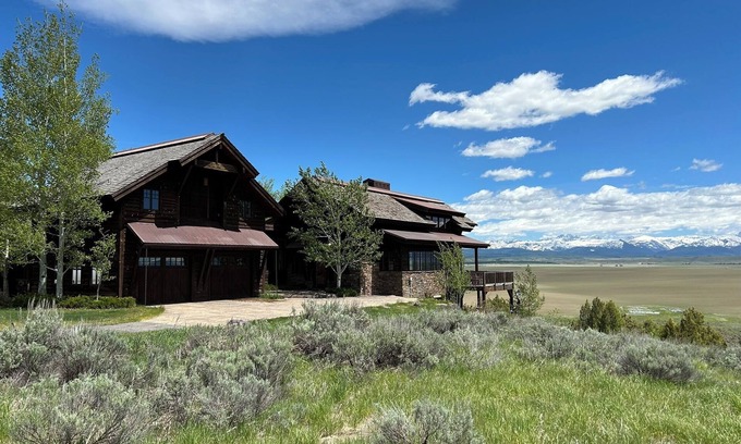 Tetonia House | Incredible Luxury home with Stunning views of Grand Teton Mountains and Valley