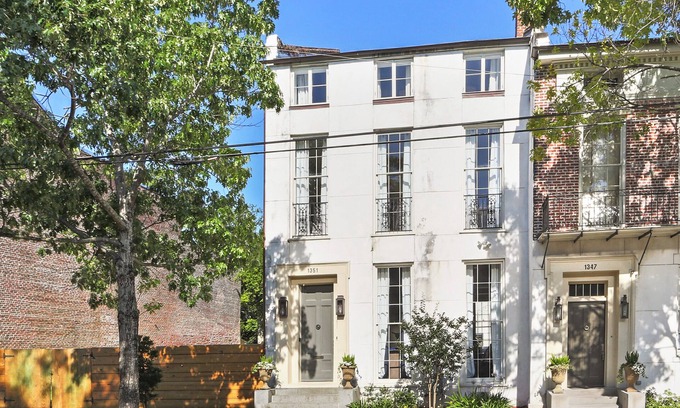 Lower Garden District House | Incredible restoration of 5 BR mansion on Magazine