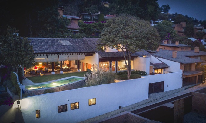 La Pena House | Incredible view. Luxury and comfort in a great location.