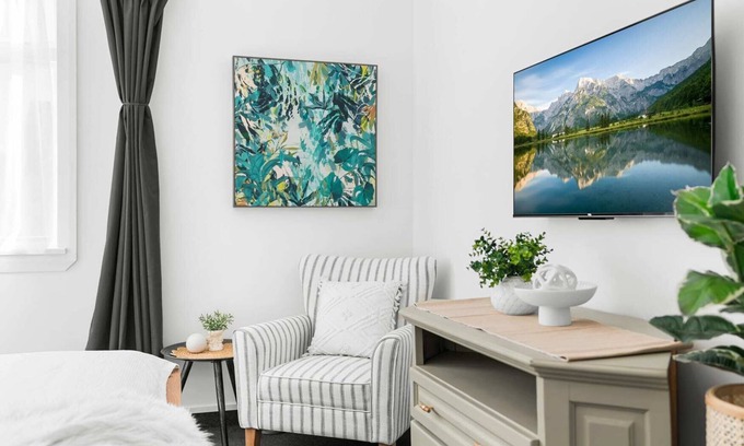 Merivale Villa | Incredible Villa On Bealey Ave - Sleeps Up To 33
