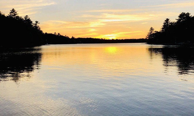 Georgian Bay Cottage | Incredible waterfront vacation home in Muskoka on Sixmile Lake