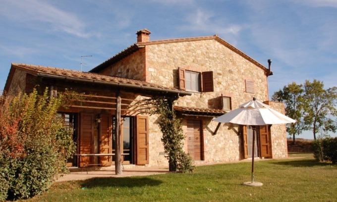 Contrada Fontivegge Villa | Independent Villa in Castiglione del Lago