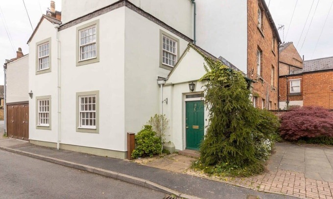 Oakham House | Independence House - Oakham