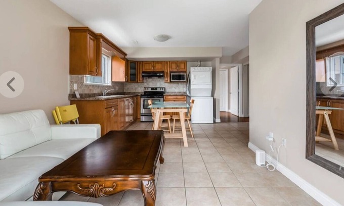 Richmond House | independent access one bedroom, one living room, one kitchen and one bathroom