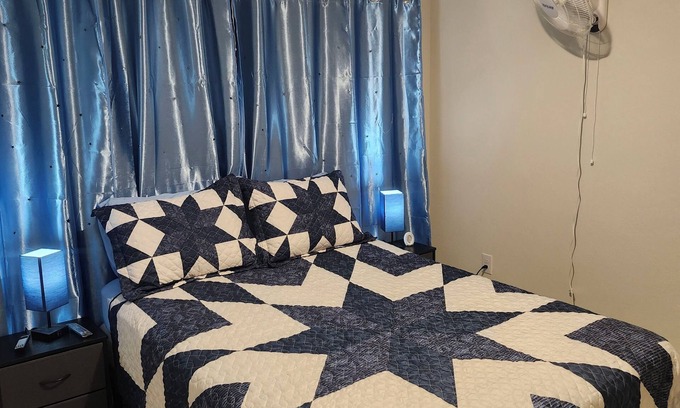 Waller Apartment | Independent and private room in a family house