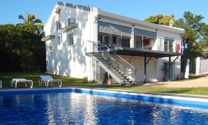 La Montagne Apartment | Independent apartment on the ground floor of a house on 1200 m² garden