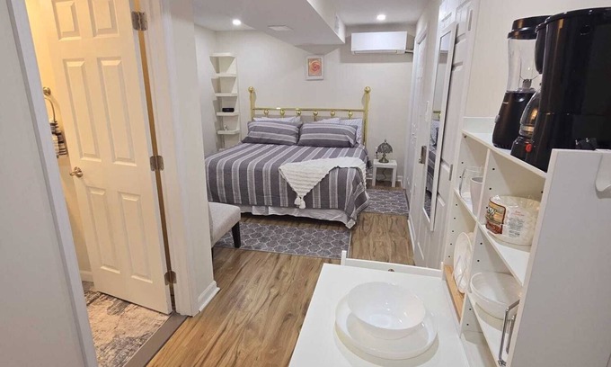 Ellicott City Apartment | Independent Basement Suite
