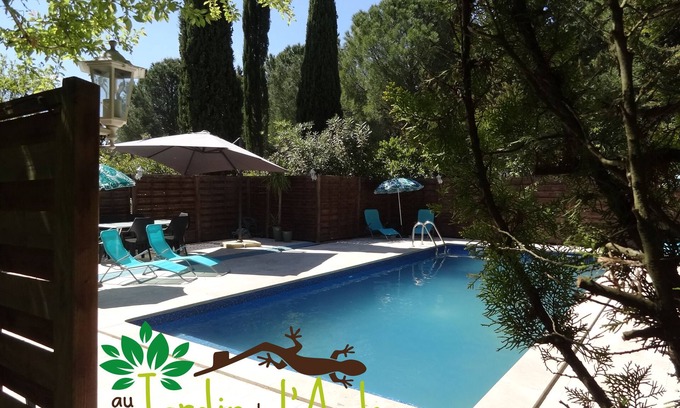 Brezilhac Bed & Breakfast | Independent bedroom, swimming pool, Park, Kitchen, Barbecue.