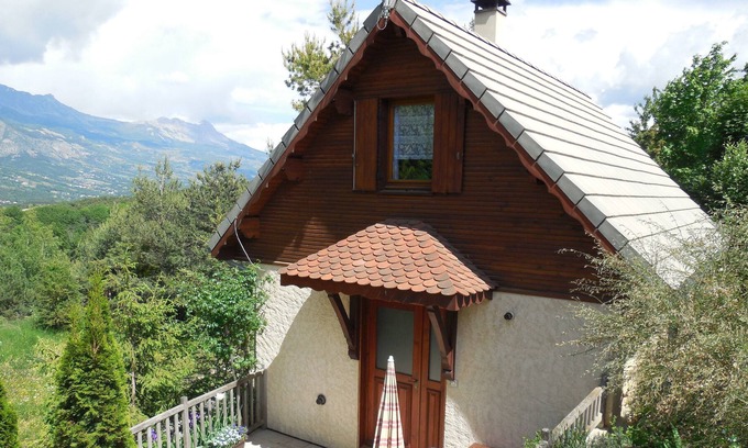 La Batie-Vieille Ski Chalet | Independent chalet in the mountains