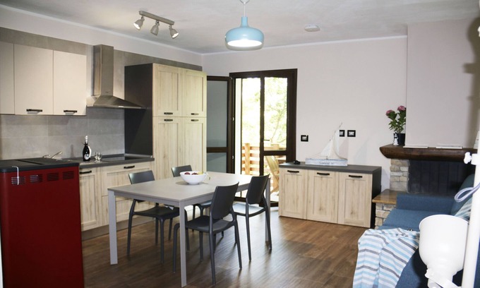 Aritzo Condo | Independent chestnut apartment in holiday home with garden and barbeque
