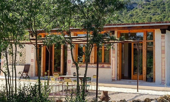Clermont-l'Herault House | independent house full nature in Mourèze