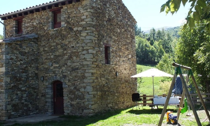 Pardines Cottage | Independent house, private barbeque. Pardines Valley. Girona Pyrenees