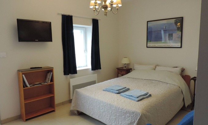Anneville-sur-Mer Apartment | Independent studio 25m² 800 m from the sea