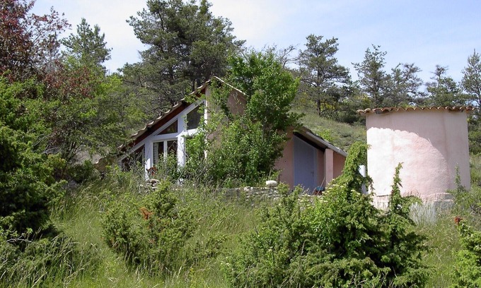 Oze House | Independent unusual cottage, quiet, countryside in kind, 2 people.