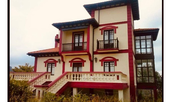 Barcena de Cicero Ski Chalet | Indian chalet between the beaches of Laredo and Santoña