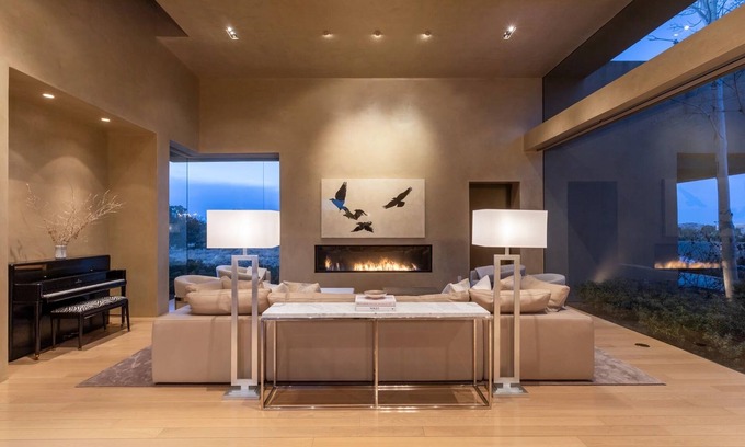 La Tierra House | Indian Pony Estate offers luxury accommodations with stunning mountain views