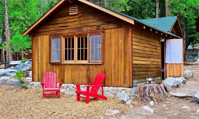 Fern Valley Cabin | Indian Rock Rustic Studio Cabin Near Hiking Trails