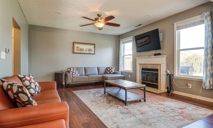 Indianapolis House | Indianapolis Home w/Patio & Community Pool!