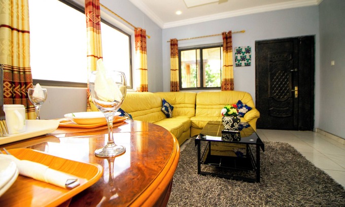 Kumasi Apartment | INDIGO COTTAGE