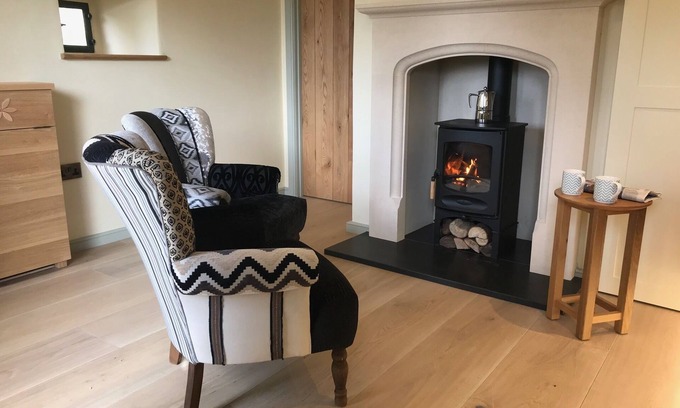 Dyrham Cottage | Individual Self-Contained Private cottage with garden at Dyrham Park, near Bath