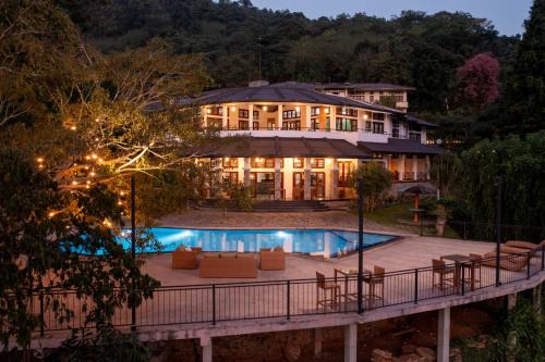 Orutota Resort | Indra Manel Family Holiday Resort Kandy