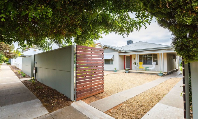 Mildura Central Business District Apartment | Indulge Homes - 77 Olive
