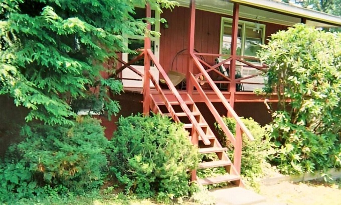 Town of Copake House | Indulge in a Cozy & Luxurious 3BR Vacation Home!