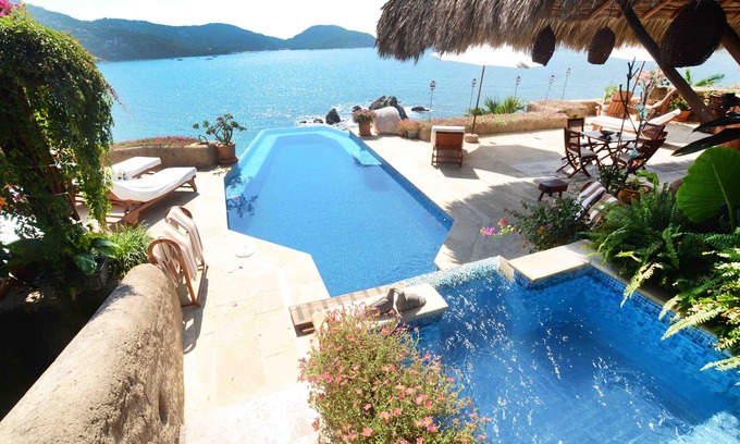 Ixtapa - Zihuatanejo Villa | Indulge in Exquisite Vibe BF Villa, Pro Staff is ready to Pamper you