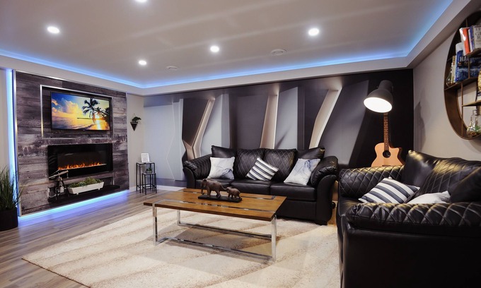 Fort Gary House | < Infinity-Peg > luxurious Suite 2 Bdrm 2 Beds