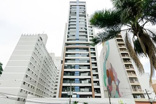 Campina do Siqueira Apartment | Ink Champagnat by UROOMS