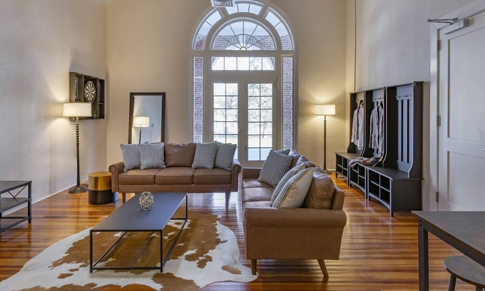 Blackstone Hotel | Inn at Blackstone