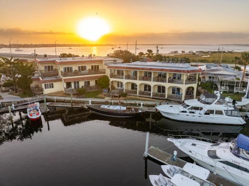 St. Augustine Hotel | Inn at Camachee Harbor