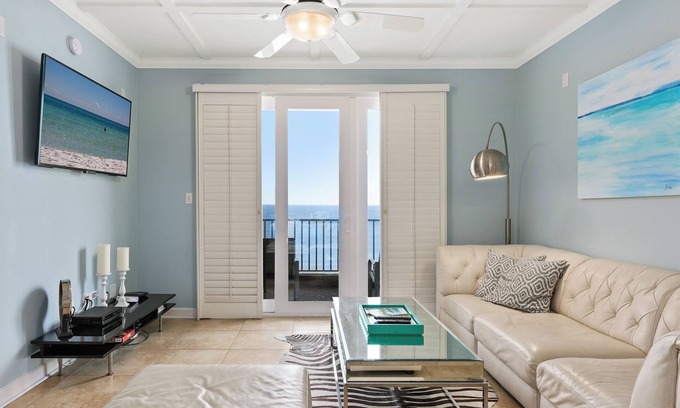Crystal Beach Condo | Inn at Crystal Beach 508A by Salt Water Vacations
