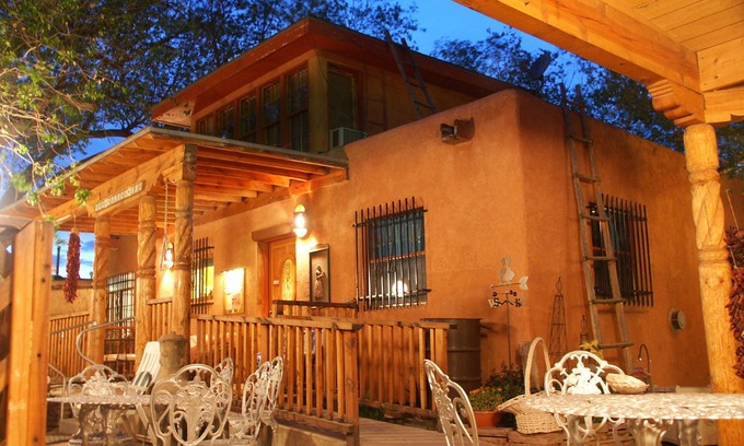 Zuni Bed & Breakfast | Inn at Halona