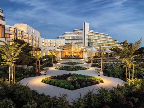 Inner Harbour Hotel | Inn at Laurel Point