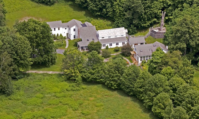 East Chatham Bed & Breakfast | Inn at Silver Maple Farm
