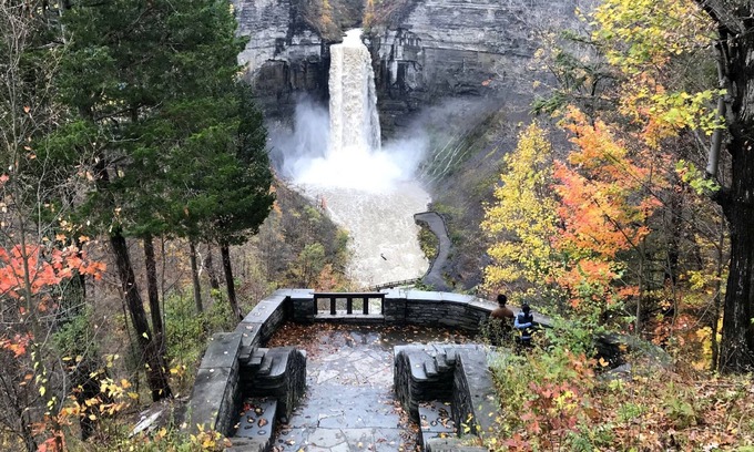 Trumansburg Hotel | Inn at Taughannock Falls